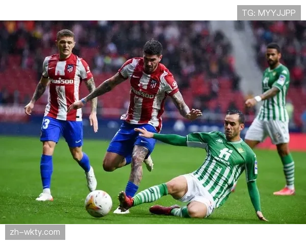 马竞五后卫体系稳固防守 压缩空间战术执行到位