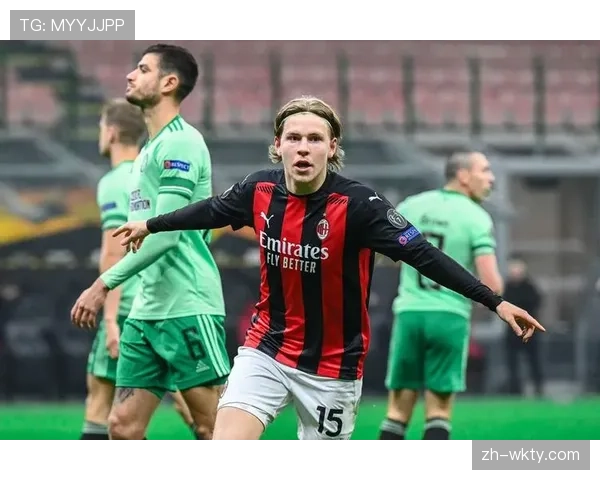 拜仁前锋迪亚斯评分7.9 十五球十六助攻贡献全面